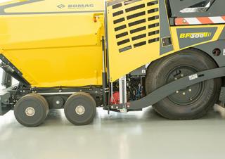 Gumikerekes finiserek Bomag BF 300 P 2 S 340-2