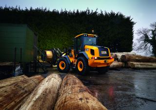 Gumikerekes homlokrakodók JCB 417 HT