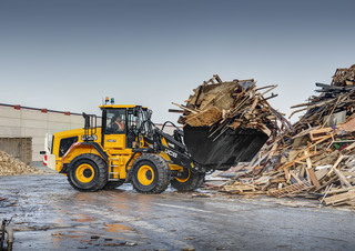 Gumikerekes homlokrakodók JCB 427 HT