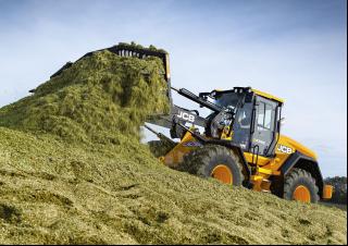 Gumikerekes homlokrakodók JCB 435S