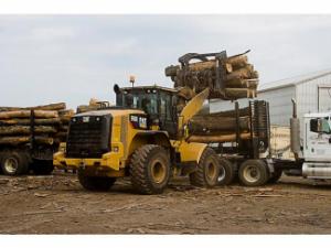 Gumikerekes homlokrakodók Caterpillar 950K