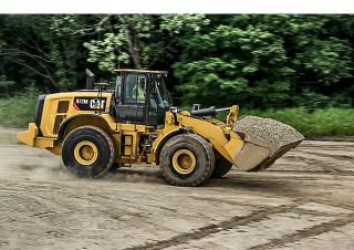 Gumikerekes homlokrakodók Caterpillar 972M