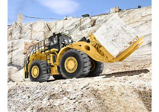 Gumikerekes homlokrakodók Caterpillar 986K