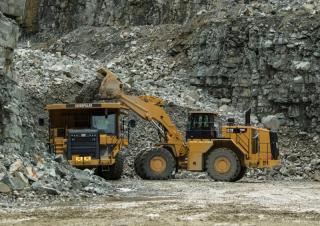 Gumikerekes homlokrakodók Caterpillar 988K XE