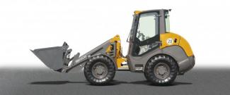 Gumikerekes homlokrakodók Ahlmann AX 700