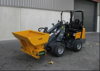 Gumikerekes homlokrakodók Giant D 263 SW