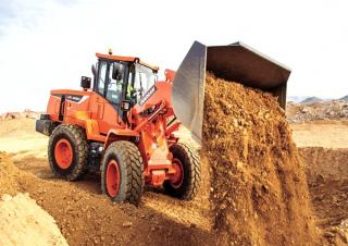 Gumikerekes homlokrakodók Doosan DL250 TC 5