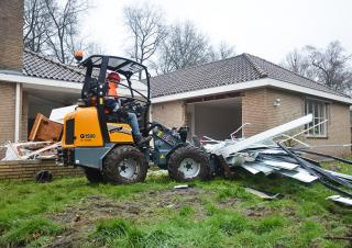 Gumikerekes homlokrakodók Giant G1500 X-tra