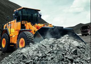 Gumikerekes homlokrakodók Hyundai HL960HD