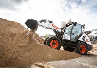 Gumikerekes homlokrakodók Bobcat L85