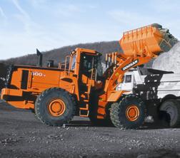 Gumikerekes homlokrakodók Doosan Mega 500 V