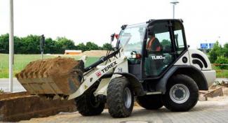 Gumikerekes homlokrakodók Terex TL 80 AS