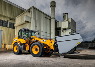 Gumikerekes homlokrakodók JCB TM320 S