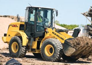 Gumikerekes homlokrakodók New Holland W130B