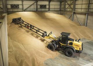 Gumikerekes homlokrakodók New Holland W170D LR
