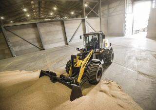 Gumikerekes homlokrakodók New Holland W170D LR