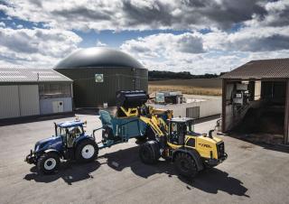 Gumikerekes homlokrakodók New Holland W170D LR