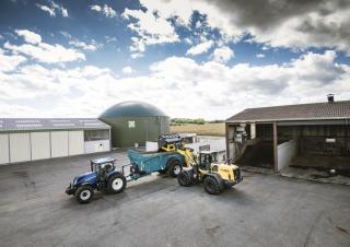 Gumikerekes homlokrakodók New Holland W170D LR