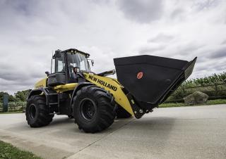 Gumikerekes homlokrakodók New Holland W170D ZB