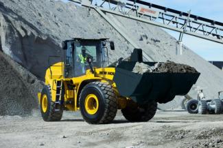 Gumikerekes homlokrakodók New Holland W270C ZB