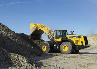 Gumikerekes homlokrakodók Komatsu WA470-8E0