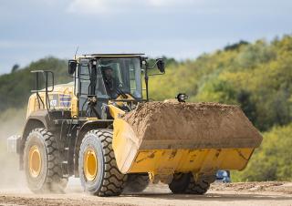 Gumikerekes homlokrakodók Komatsu WA475-10E0
