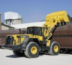 Gumikerekes homlokrakodók Komatsu WA480-5