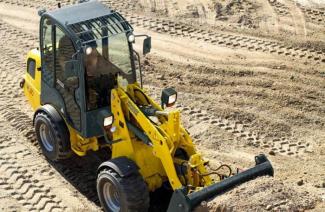 Gumikerekes homlokrakodók Wacker Neuson WL 30