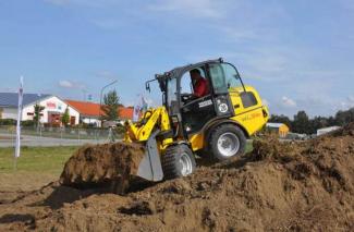 Gumikerekes homlokrakodók Wacker Neuson WL 36