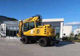 Gumikerekes kotrók Atlas 1404 ZW
