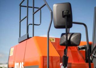 Gumikerekes kotrók Atlas 155 W