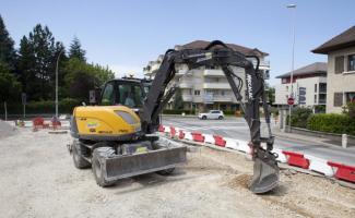 Gumikerekes kotrók Mecalac 714 MW e