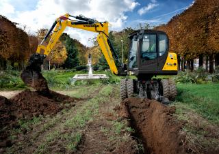 Gumikerekes kotrók Yanmar B 75 Circular
