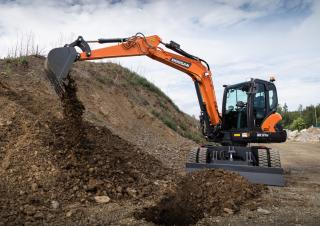 Gumikerekes kotrók Doosan DX57W-7