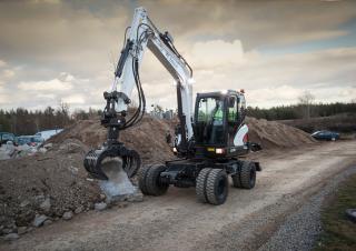 Gumikerekes kotrók Bobcat E57W