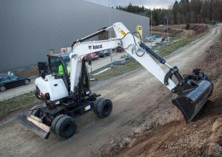 Gumikerekes kotrók Bobcat E57W