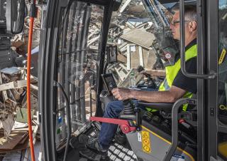 Gumikerekes kotrók Volvo EW200E MH