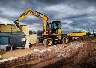 Gumikerekes kotrók JCB Hydradig 110W