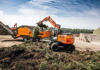 Gumikerekes kotrók Hitachi ZX140W-6
