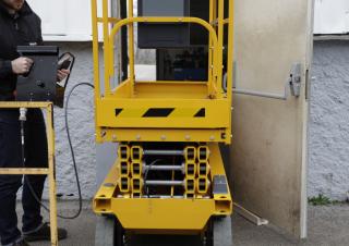 Ollós emelők Gumikerekes ollós személyemelők Haulotte Optimum 8