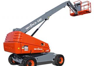Teleszkópgémes személyemelők Gumikerekes töretőgémes munkaállványok Skyjack SJ 45 T
