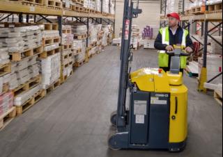 Raklapszállítók Gyalogkiséretű raklapemelák Combi-Lift Combi CS 1250