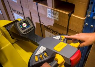 Raklapszállítók Gyalogkiséretű raklapemelák Combi-Lift Combi WR 1500