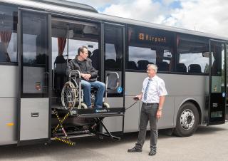 Buszok és kisbuszok Helyközi buszok Mercedes-Benz Intouro L