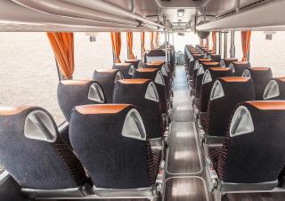 Buszok és kisbuszok Helyközi buszok Mercedes-Benz Intouro