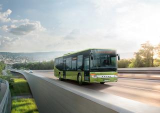 Buszok és kisbuszok Helyközi buszok Setra S 418 LE business