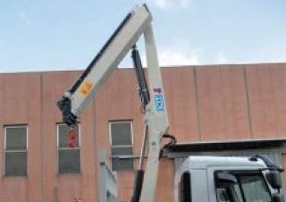 Hidraulikus rakodódaruk Pesci SE 128 H2B3
