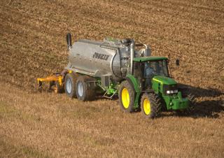 Hígtrágya és trágya technológiák Hígtrágya tartályok Joskin VACU 16.000