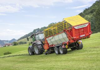 Hígtrágyás pótkocsik Pöttinger Boss 3240 DB Master