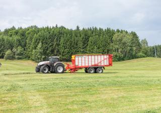 Hígtrágyás pótkocsik Pöttinger Jumbo 6020 L